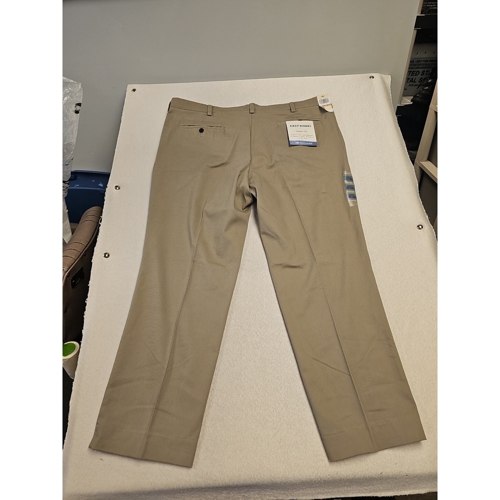 Dockers Easy Khaki Pant 42X32 Brown Classic Fit Stretch Pleated Comfort New‎